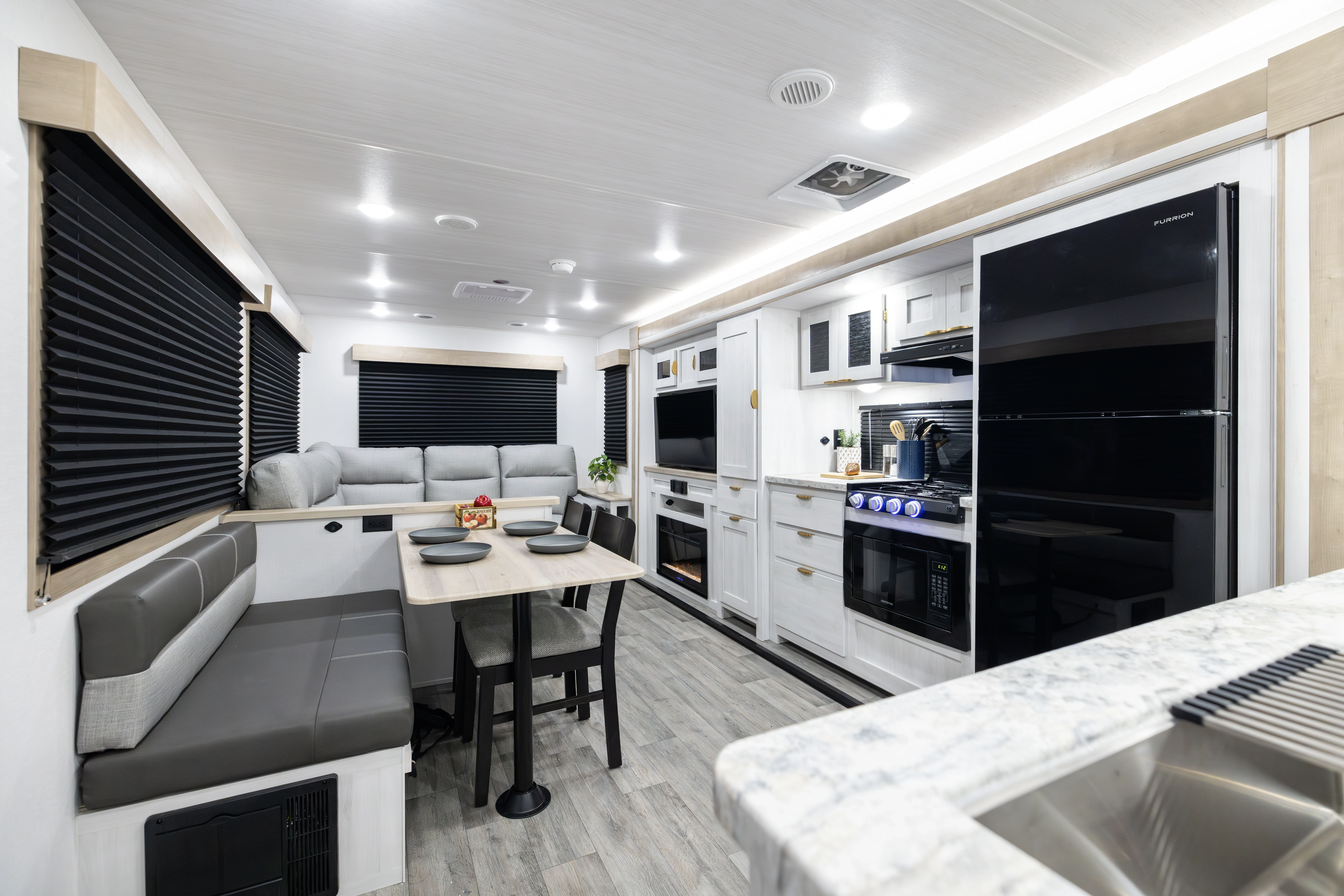 Longitude RVs